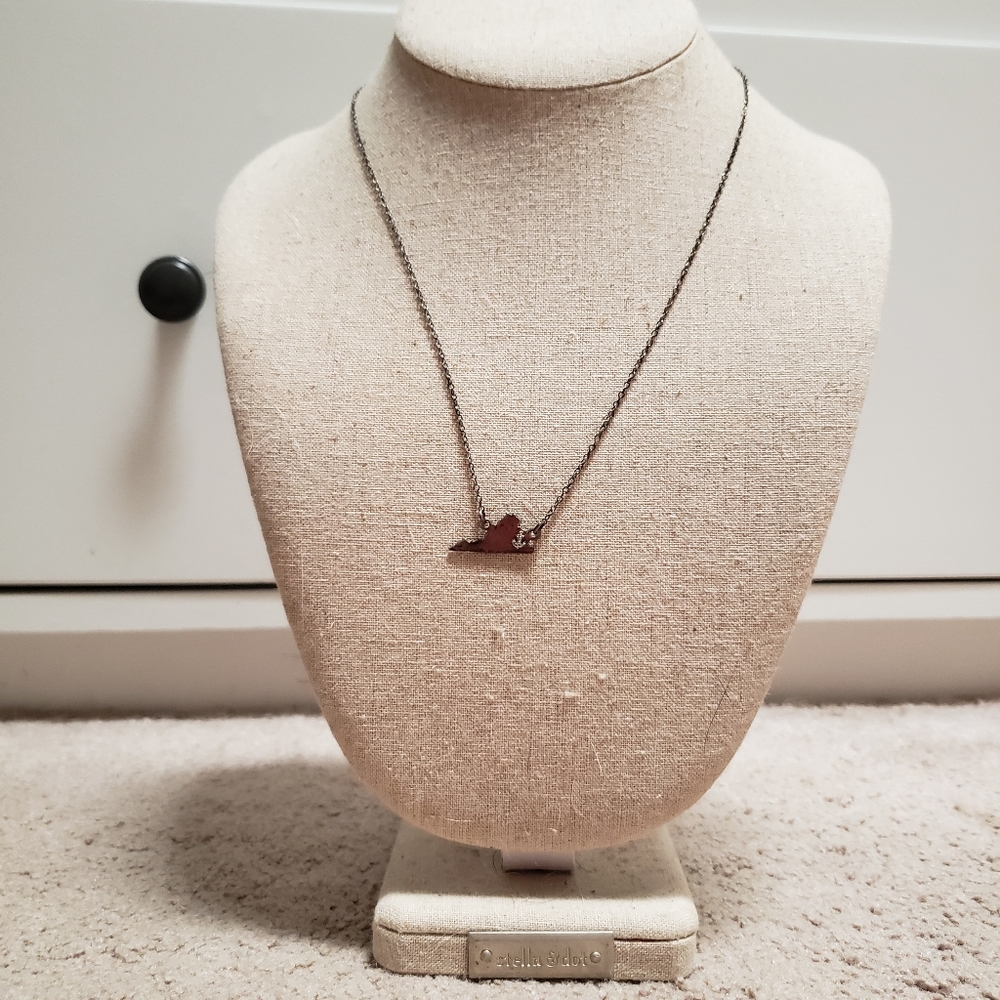 Silver Virginia State Necklace